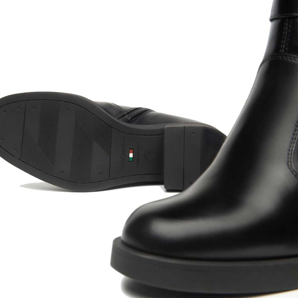 NEROGIARDINI Stivaletti NeroGiardini donna I513870D neri I513870D 100 GUANTO NERO 