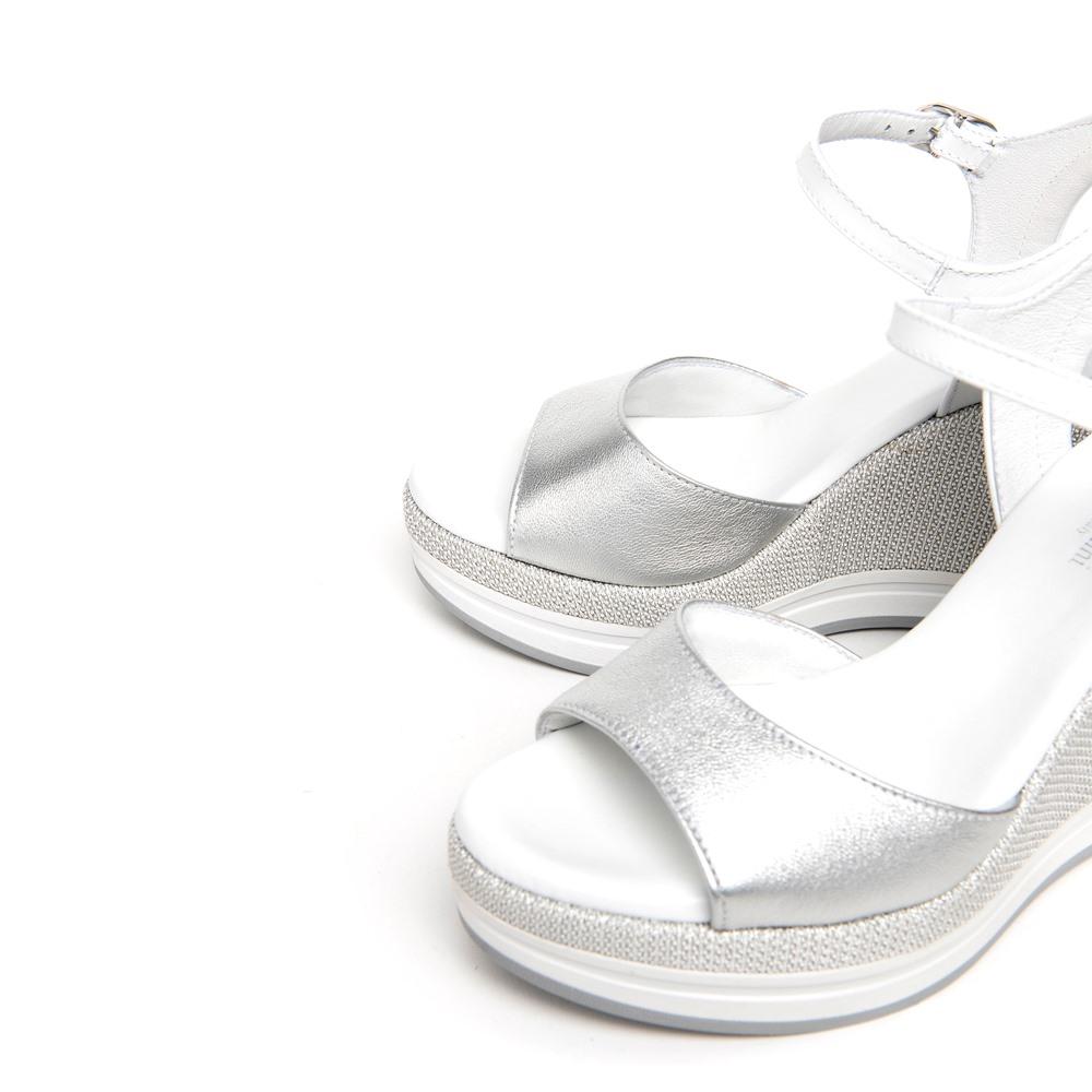 NEROGIARDINI Sandali NeroGiardini donna E307680D argento E307680D 700 ETOILE ARGENTO 