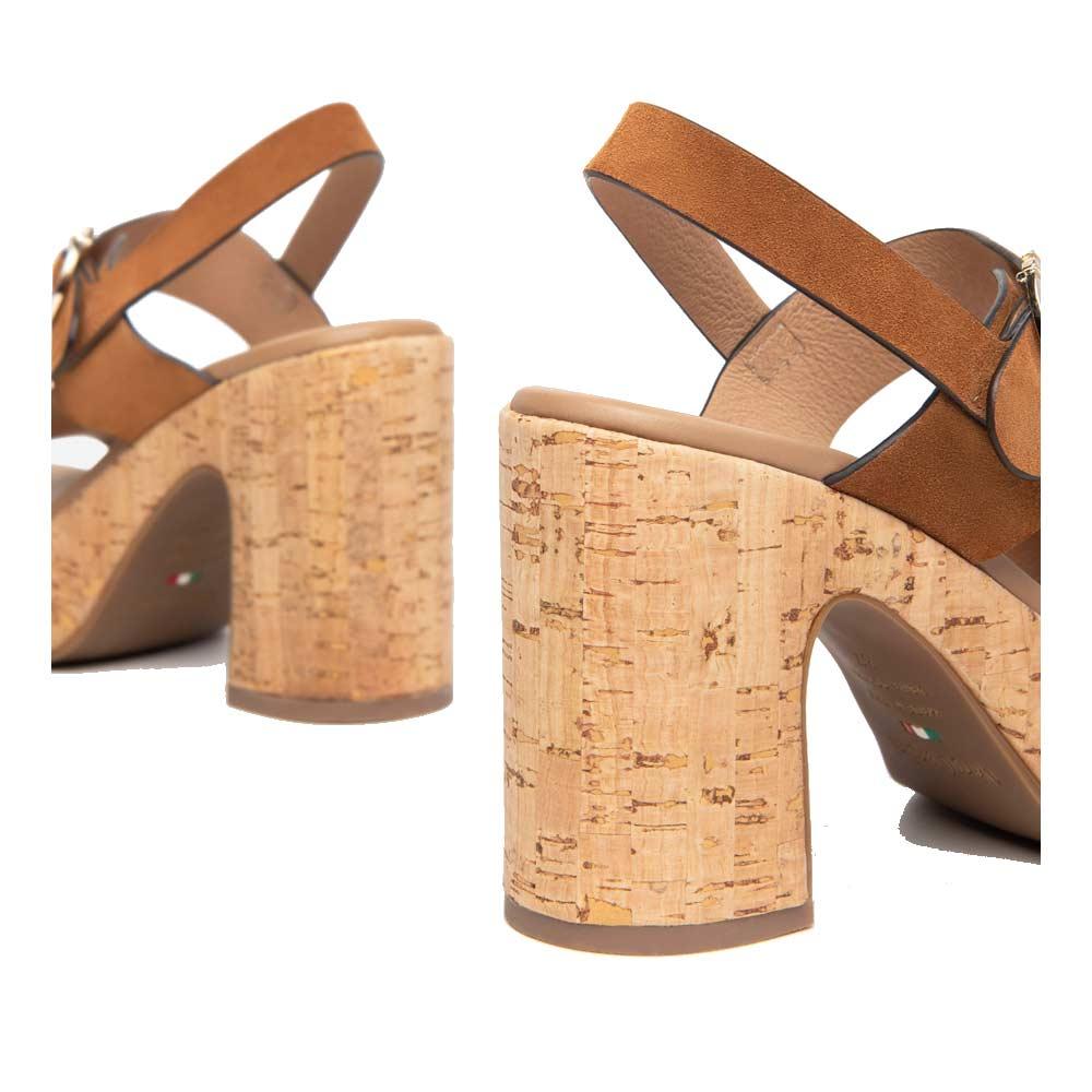 NEROGIARDINI Sandali NeroGiardini donna E410390D tabacco<BR/> E410390D 326 VELOUR TABACCO 