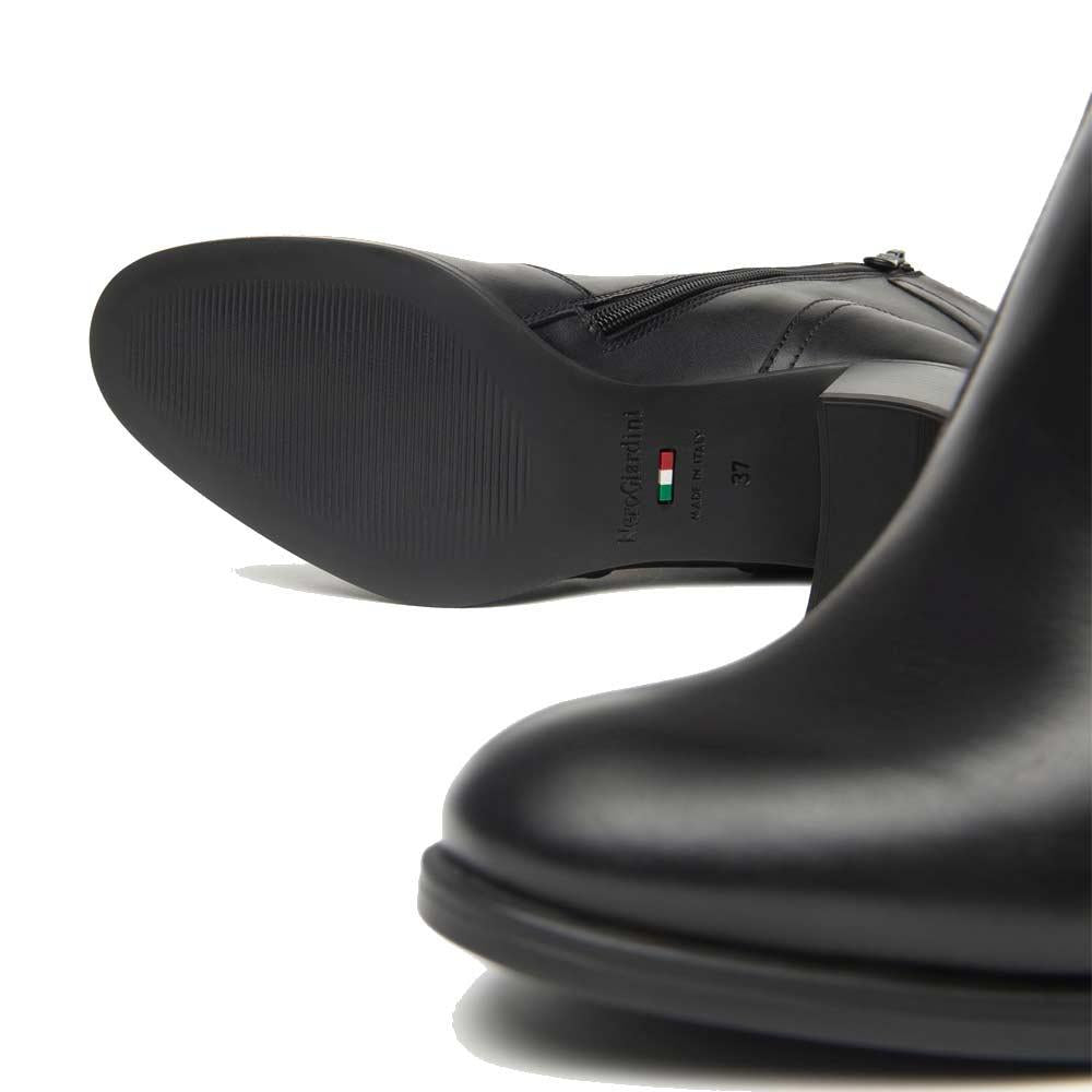 NEROGIARDINI Tronchetti NeroGiardini donna I513850D neri I513850D 100 GUANTO NERO 